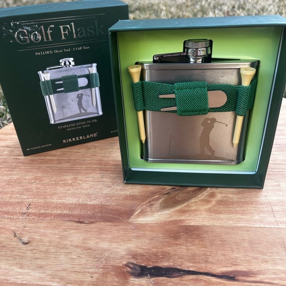 NEW Kikkerland Golf Stainless Steel Flask with Green Holder (Holds 6oz)